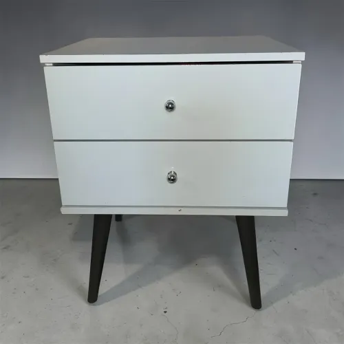 Cômoda de MDF com trilhos novos, a venda!