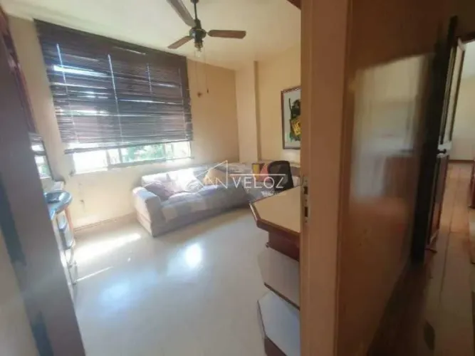 Apartamento - / Residencial / Cosme Velho