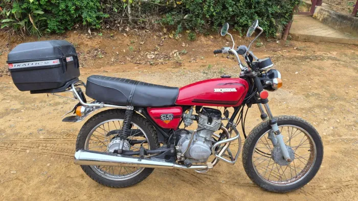 Vende-se moto cg 125 ano 1982