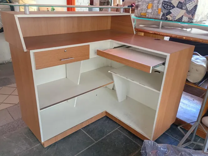 Vendo móveis para escritório