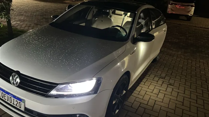 Volkswagen Jetta Comfortline 1.4 TSI 16V 4P Aut. 2016