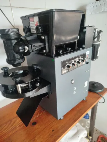 MÁQUINA DE FAZER SALGADOS E DOCES COMPACTA PRINT POP 4.0 220v