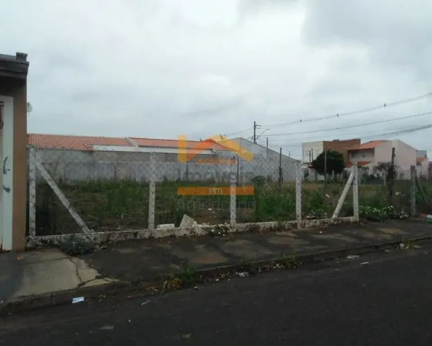 Terreno à venda em Americana-SP, Jd. Gov. Mario Covas III, 301m² de área!