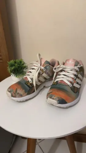 Tênis feminino Adidas