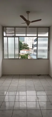 Apartamento kitnet em Laranjeiras
