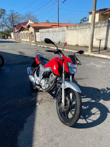 Vendo ou troco moto por carro