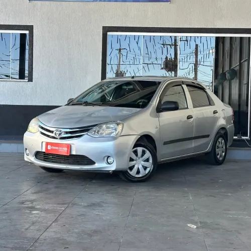 Toyota Etios X Sedan 1.5 Flex 16V 4P Mec. 2013