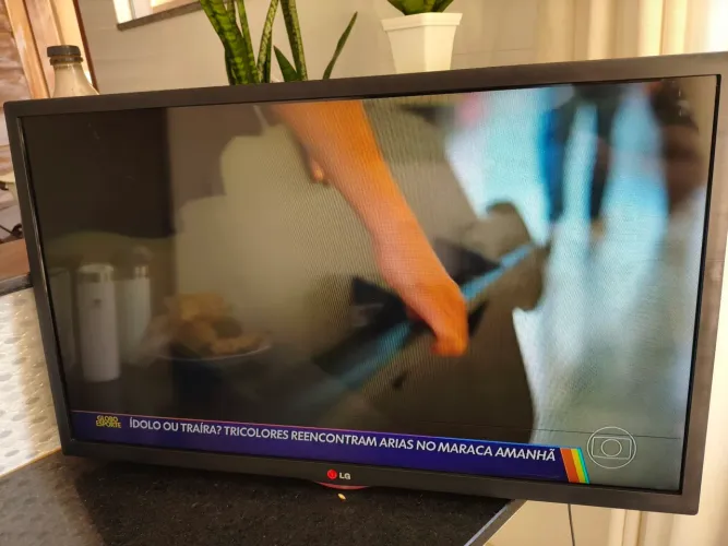 Tv LG para tirar peças