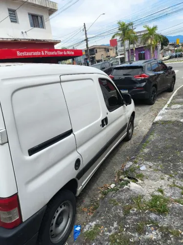 Peugeot Partner Furgão 1.6 16v/ 1.6 16V Flex 3P 2017