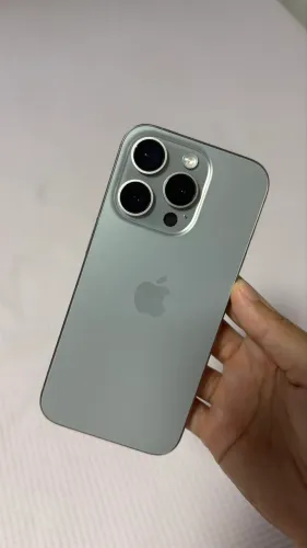 iPhone 15 pro 128 gb