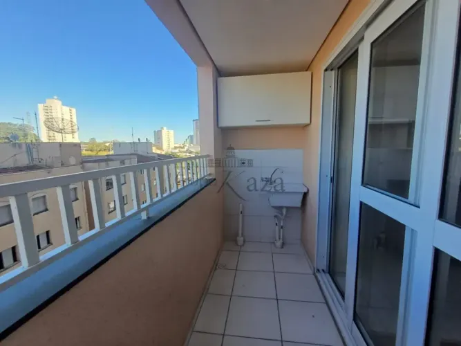 Imóvel para aluguel tem 44 metros quadrados com 2 quartos