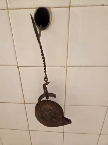 Cadeeiro antigo lampião