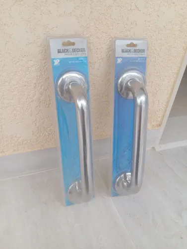 2 barra de apoio Black Decker 30 cm 