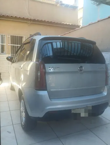 Fiat Idea Attractive 1.4 Fire Flex 8V 5P 2013
