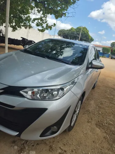 Toyota Yaris XL Sedan 1.5 Flex 16V 4P Aut. 2020
