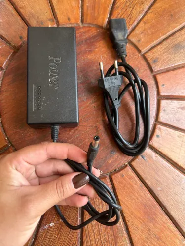 Fonte de Alimentação para Notebook Power AC ADAPTER