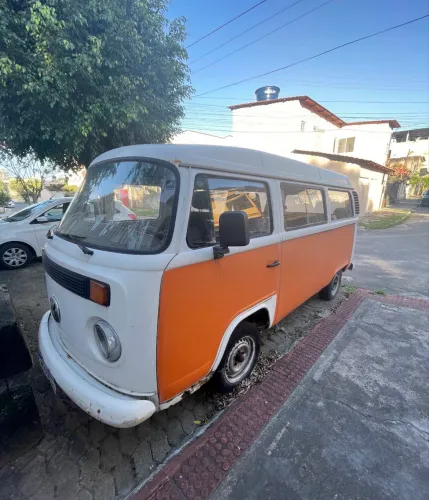 Volkswagen Kombi Standard/ Luxo/ Serie Prata 2002