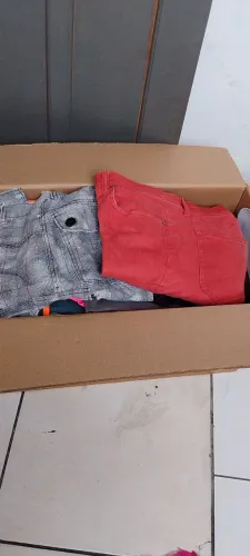 Roupas variadas