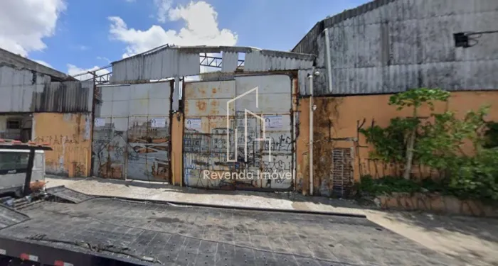 Terreno comercial à venda na Mooca, São Paulo-SP com 1.200m² de área. Venha conferir!