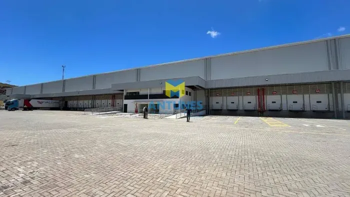 Alugue Galpão em Condomínio 6.094m², crossdocking com 18 docas, BR-101 Cabo de Santo Agost