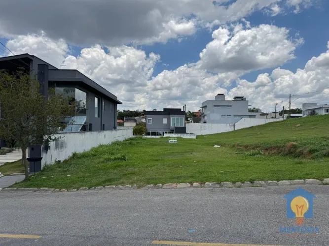 Terreno à venda no Condomínio São Paulo II - Granja Viana -- Cotia/SP