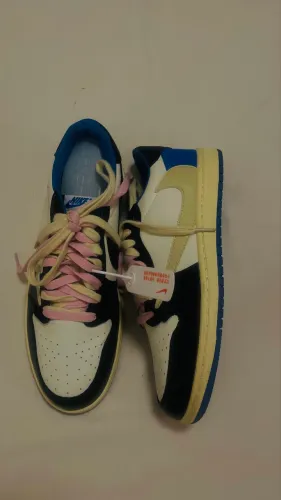 Tênis Nike low fragment travis scott tamanho 41 novo nunca usado 