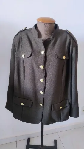 Casaco Verde militar