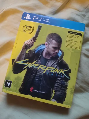 Cyberpunk 2077 - PS4 e PS5 (com todos os itens do lançamento)