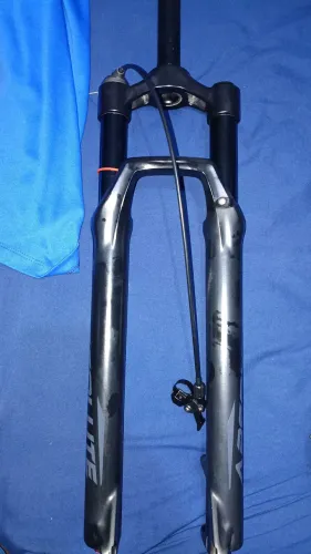 Suspensão absolute prime SLR