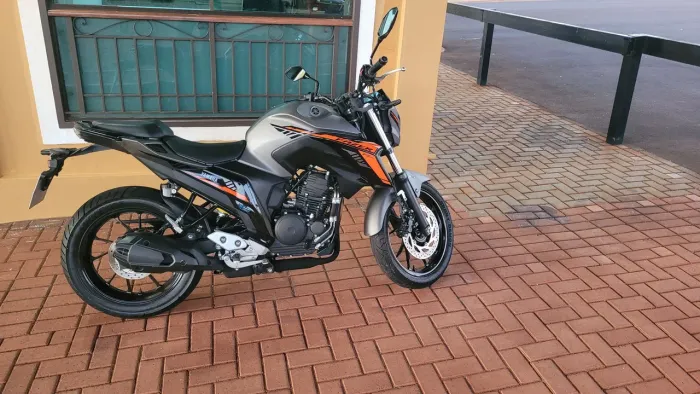 Yahmara fz25 ano 25/26