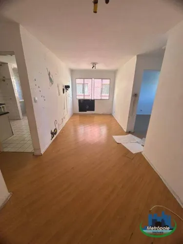 Apartamento com 2 dormitórios para alugar, 60 m² por R$ 1.840,01/mês - Jardim da Mamãe - G