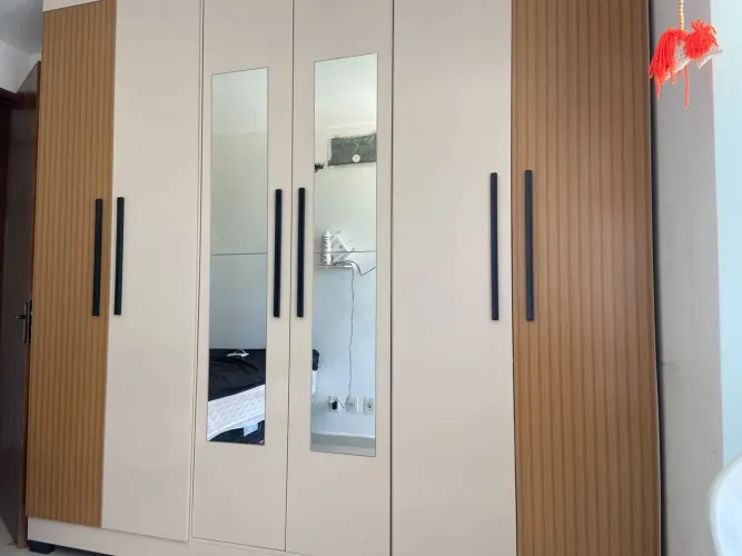 Guarda-Roupa 6 Portas com Espelho - Novo (Com NF) - Mudança