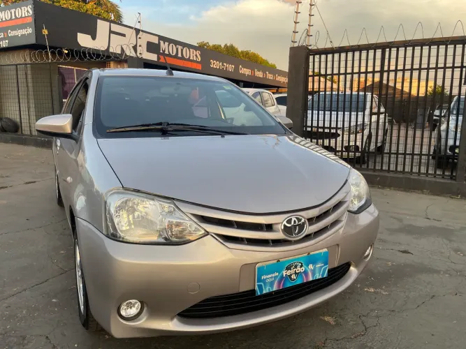 Toyota Etios XS Sedan 1.5 Flex 16V 4P Mec. 2017
