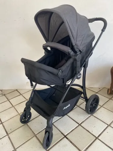 Carrinho de bebê Burigotto!