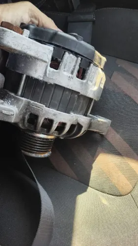 Alternador da Hilux