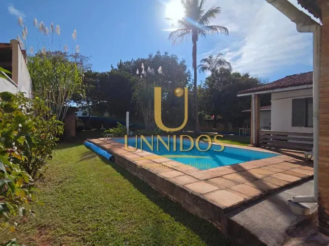 Vende-se casa térrea Lago sul QI 21