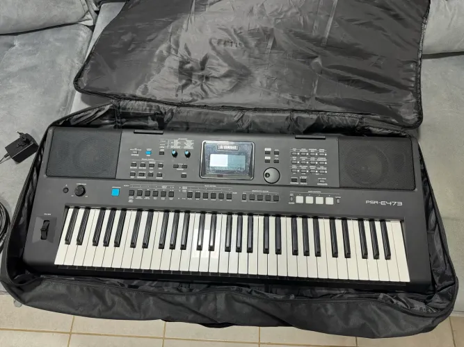 TECLADO PSR-E473 NOVÍSSIMO 