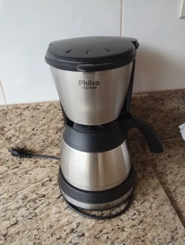 Vendo cafeteira elétrica