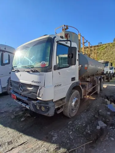 Mercedes-Benz Atego Atego 2730K 6x4 2p (diesel)(E5) 2017/2018 Vamos Seminovos Pinheirinho