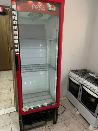 Freezer Expositor Horizontal em Ótimo Estado - Ideal para Comércio