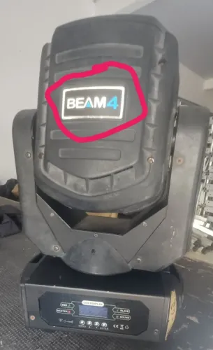Iluminação Moving Beam 4 - R$ 800,00 unidade