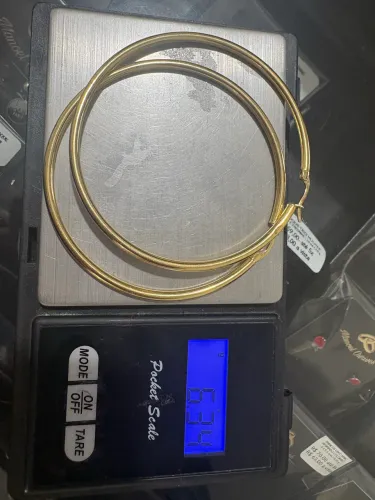 Vendo brinco de argola de ouro