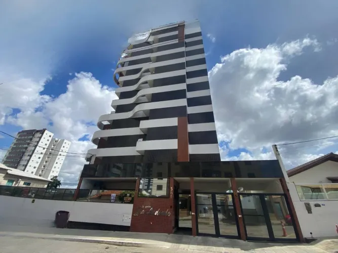 Apartamento à venda, com 3 suítes no Cond. Lara Andrade, Recreio