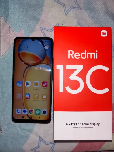 Vendo celular redmi 13C