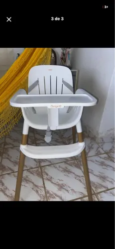 vende-se cadeira de alimentação 