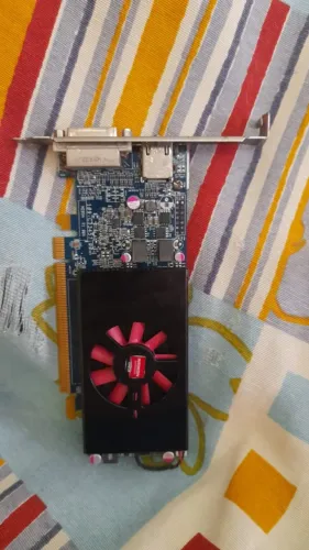 Placa de Video AMD Radeon HD 7570