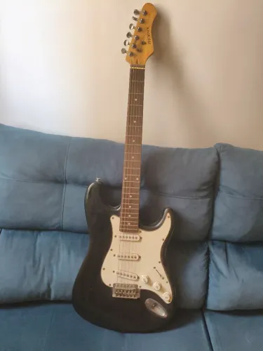 Guitarra Phoenix