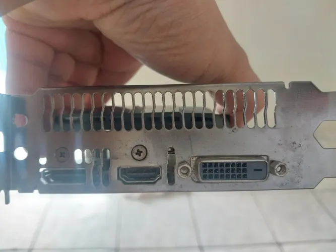 Placa de vídeo GTX 1050 2 GB DX 12