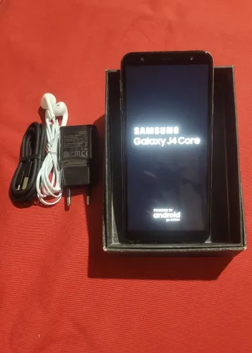 Samsung Galaxy J4 Core completo 