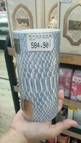 280 reais Perfume latafa original lacrado